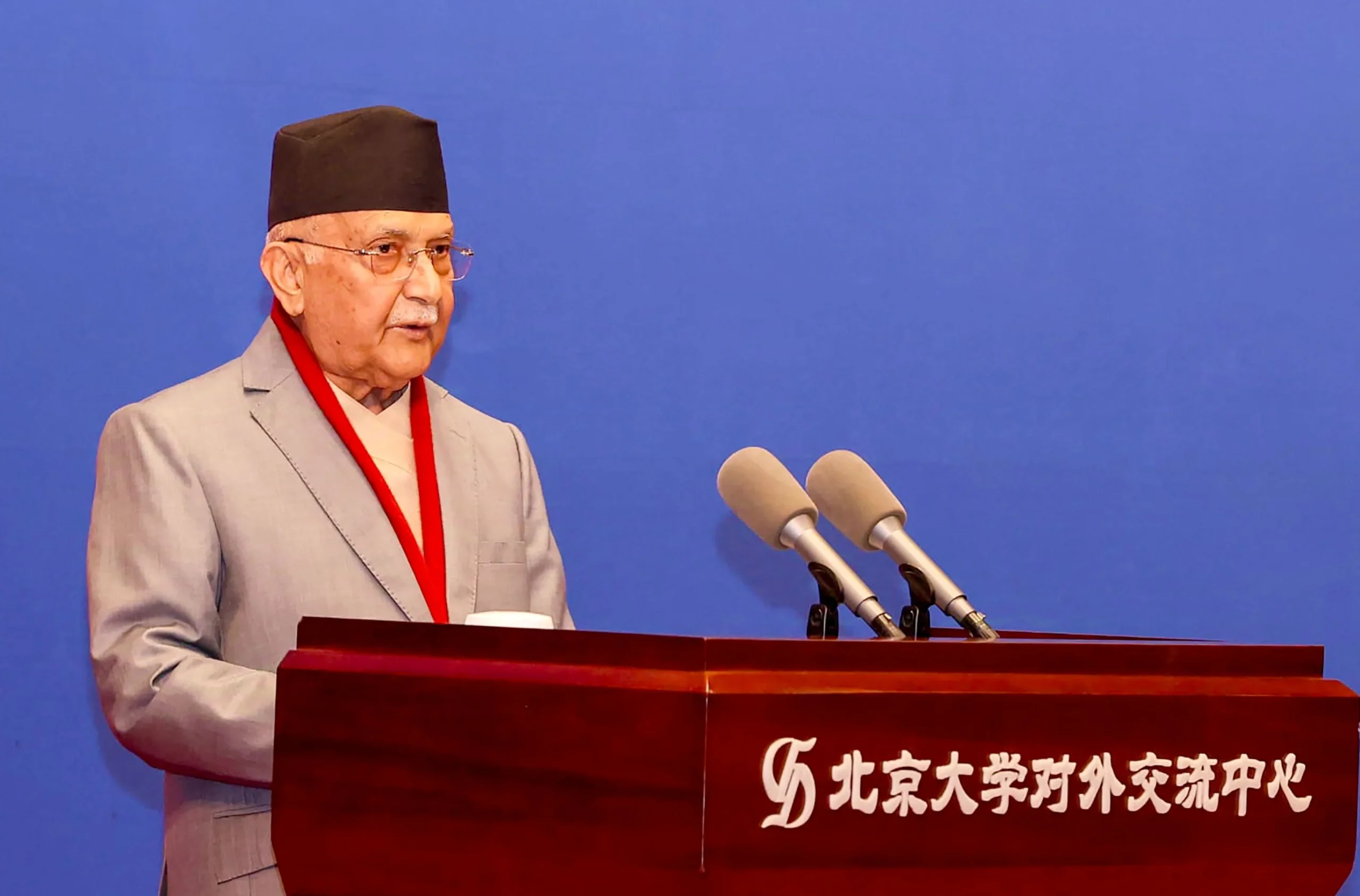 चीनबाट प्रधाानमन्त्रीको आह्वान: नेपाल चिनियाँ लगानी भित्र्याउन तयार छ !